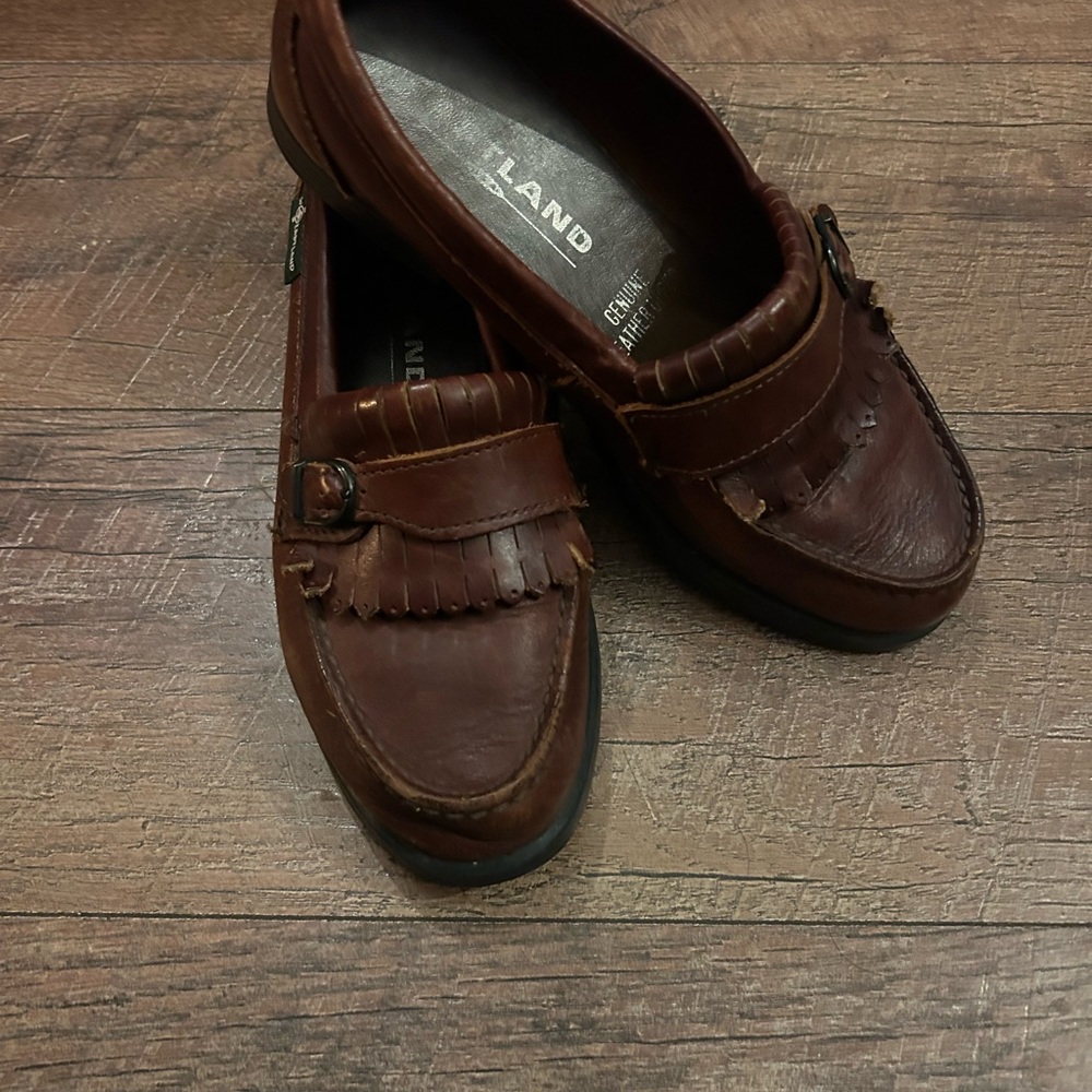 Eastland Women’s dark brown leather loafers